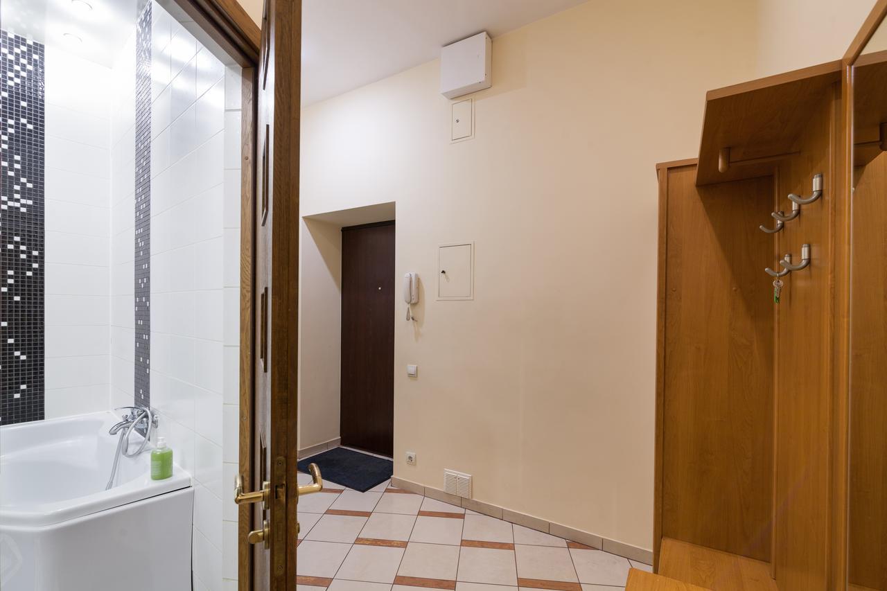 Апартаменты Двухкомнатные Для 6Х Около Парка В Центре Leópolis Exterior foto